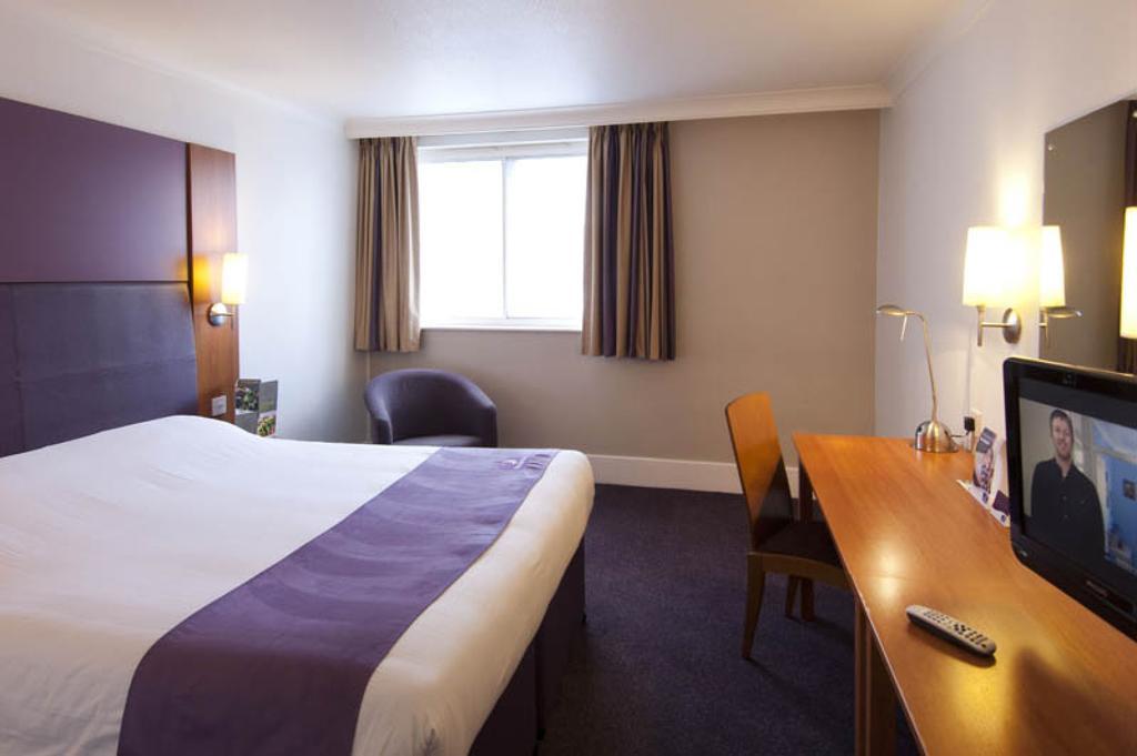 Premier Inn Birmingham City - Aston Zimmer foto