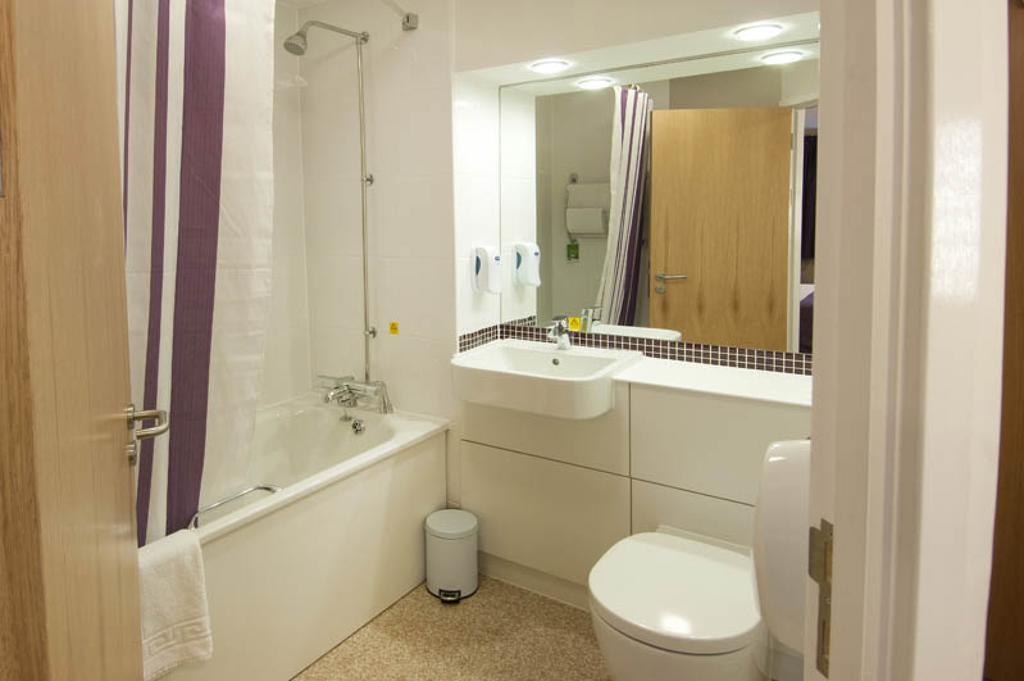 Premier Inn Birmingham City - Aston Zimmer foto